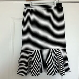 Banana republic ruffle skirt, striped, size 6